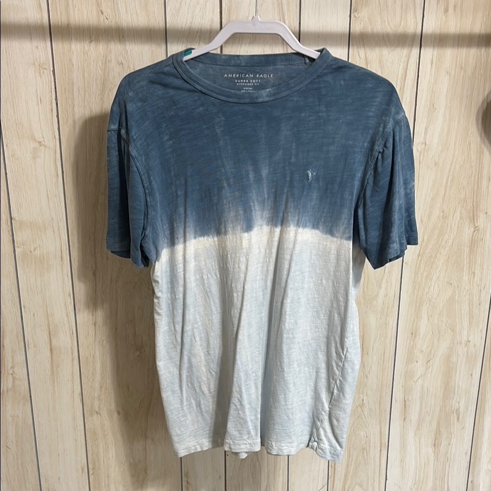 American Eagle Outfitters Blue and White Short Sleeve Tee